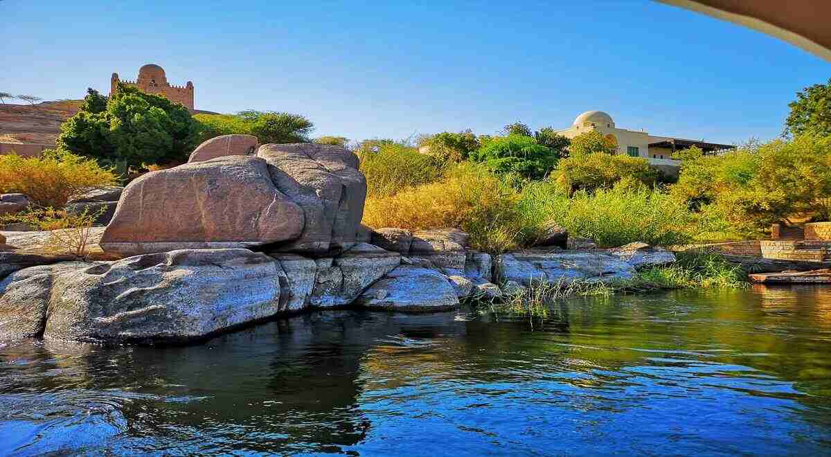 beautiful scenes from the nile river in Aswan city